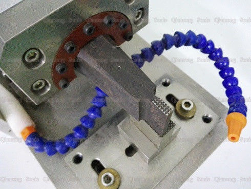 Safety Ultrasonic Spot Welding Metal For Voltage Electrical Components Application